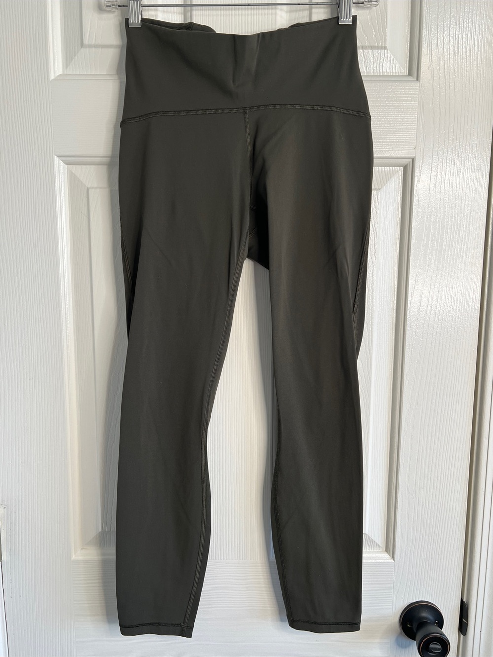 Lululemon olive green align pant II with mesh leg detail size 6